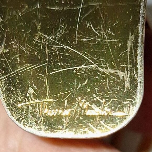 A Vintage Thierry Mugler Gold Tone Banded Cuff Bracelet Wavy Layered Elegant - Picture 5 of 6